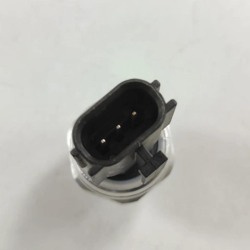 Air Conditioning A/C Pressure Sensor for Nissan Frontier Sentra Infiniti FX45 92136-1FA0A 92136-32600 92136-3Z600 92136-6J000