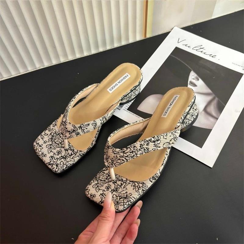 Shoes Slippers Women Summer Heeled Mules Pantofle Luxury Slides Rubber Flip Flops Low High 2025 Designer Hawaiian Rome Pumps Fab