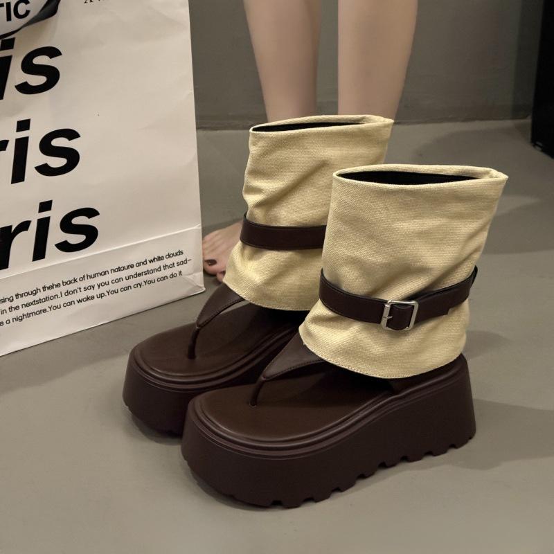 

Толстоподошвенный маленький мужчина с ремешком на пальце, крутые ботинки, лето, новые сандалии-елочка на толстой подошве-маффине, женские 40 коричневый