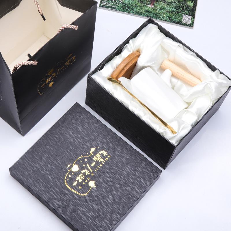 Ins nordische Schneeflockenglasur Holzgriff Keramiktasse literarische Kaffeetasse Festivalgeschenke