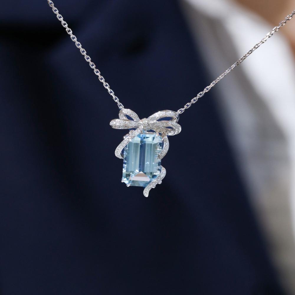 

Elegant Aquamarine Necklace for Women Blue Bow Pendant Minimalist Design Light Luxury Trendy Collarbone Chain