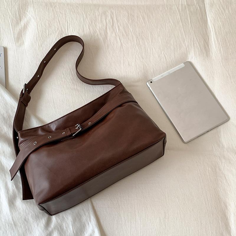 Korean Version Women'S Shoulder Bag Fashion Casual Large Capacity Tote Bag Autumn Winter Brown Crossbody Bag Black Handbag KTB
