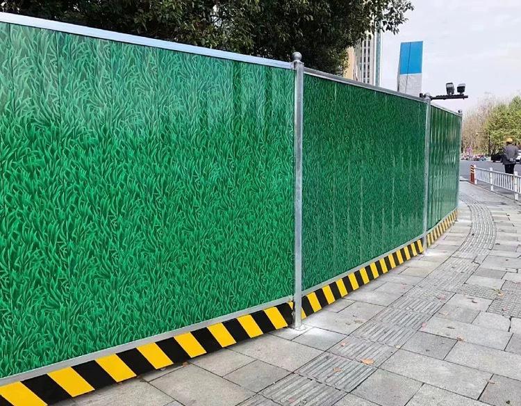 Green Steel Hoarding: Temporary Road Safety and Isolation Barrier for Construction Sites