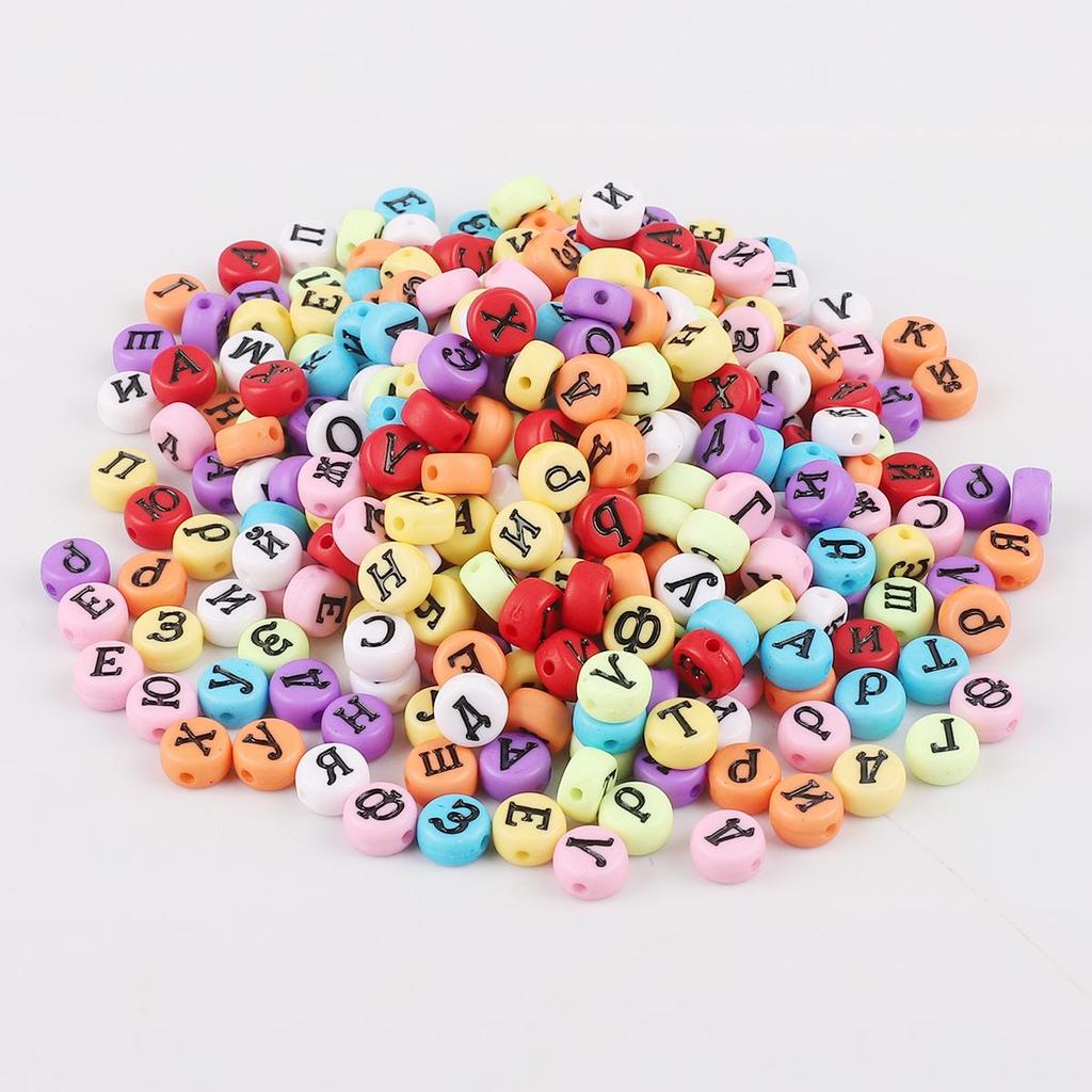 100 ks smíšených ruských písmen akrylových čtvercových plochých korálků pro výrobu šperků z náramků a náhrdelníků