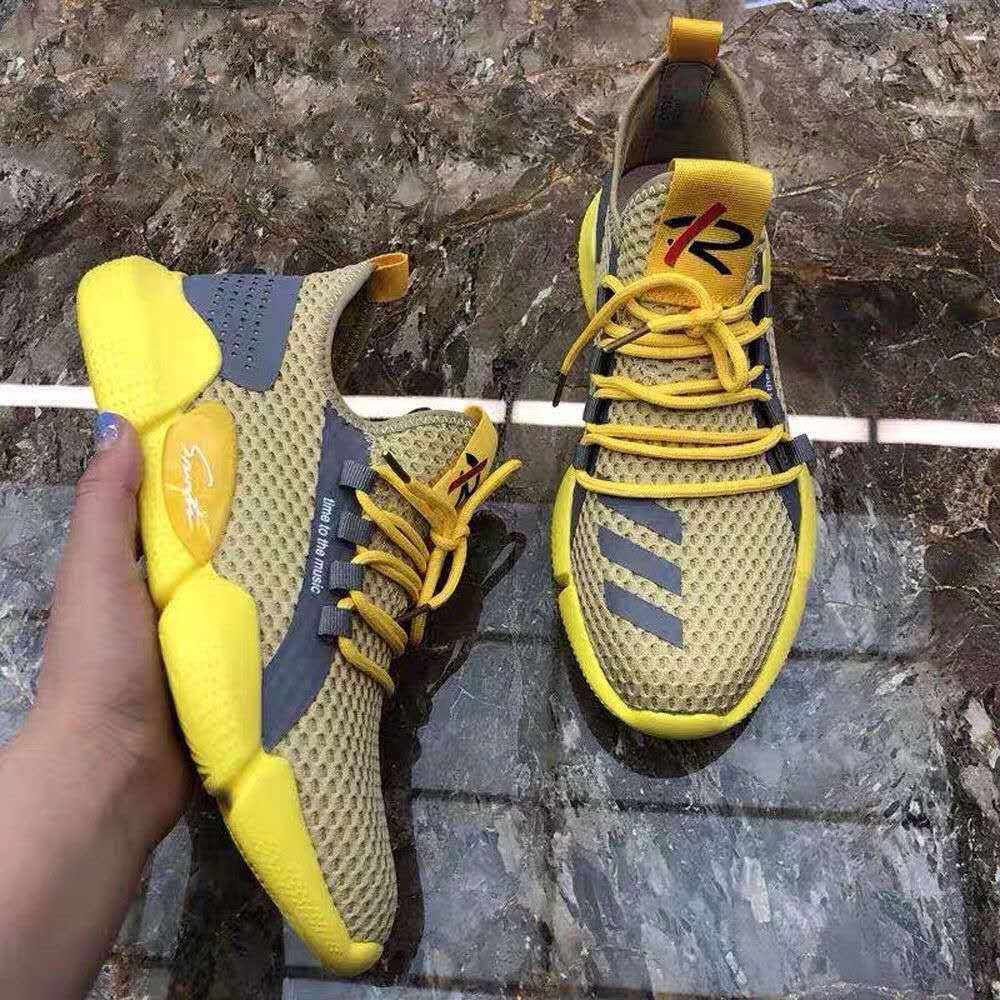 Men's net shoes new spring breathable light casual shoes men's Korean version summer running trendy shoes men's small black shoes
