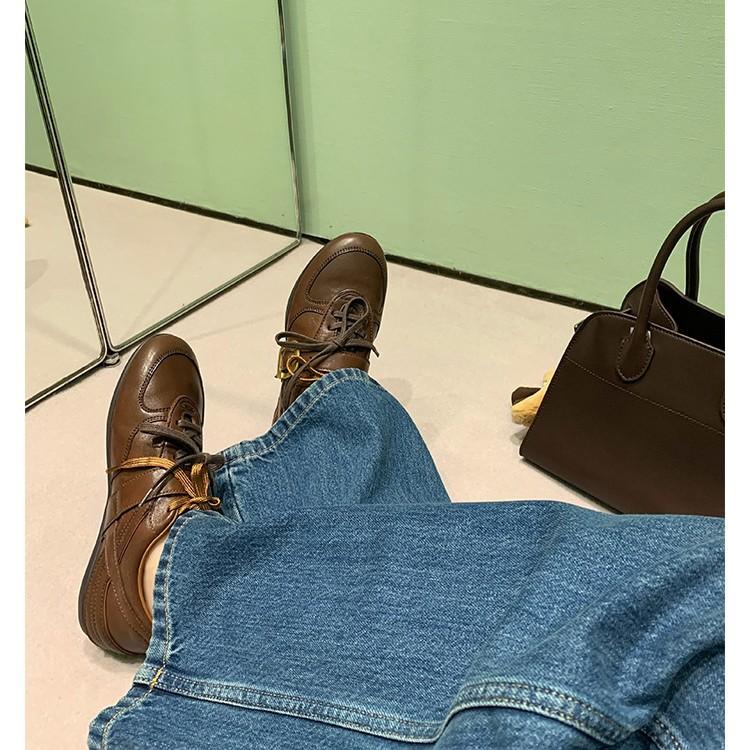 Grape mother has the same retro round head, double shoelaces, belt buckles, platform German training shoes, women's fashionable and comfort