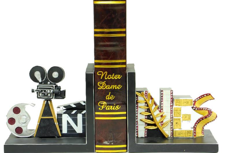 

Книжная пробка Канны