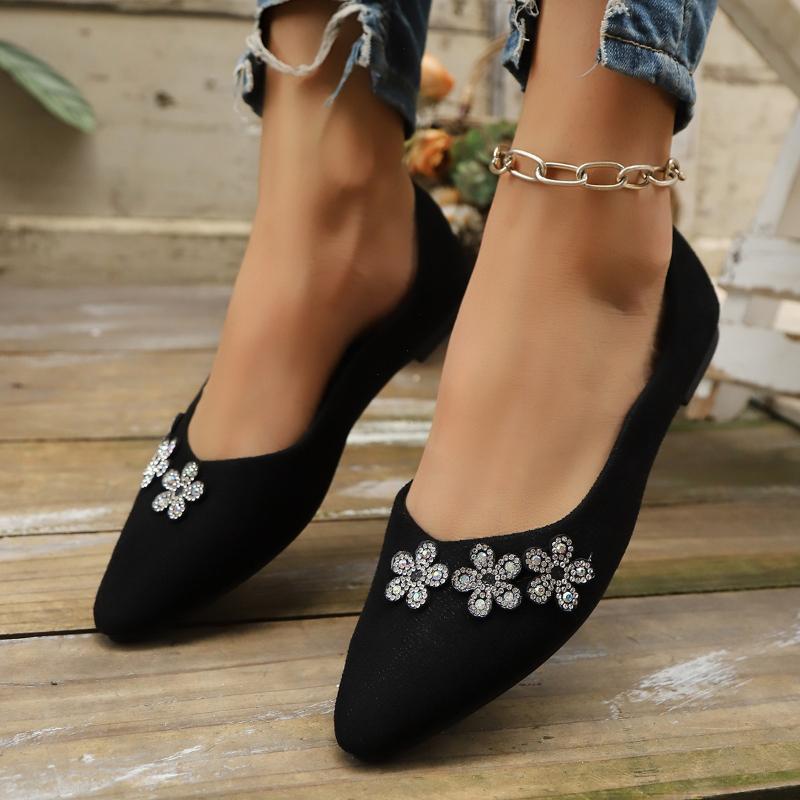 2026 Plus Size Flats Fall New Pointed Toe Shallow Mouth Suede Rhinestone Flower Soft Sole Non-Slip Wear-Resistant Single