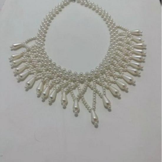 Pearl Chain Korean Retro Fake Collar Yingluo Necklace with Cloud Shoulder Design