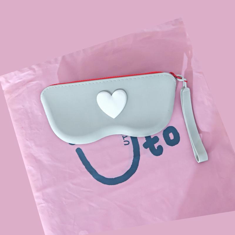 

Love Heart Silicone Zipper Glasses Bag with Woven Lanyard Waterproof Cosmetic Storage Bag For Women Girls Dustproof Glasses Box