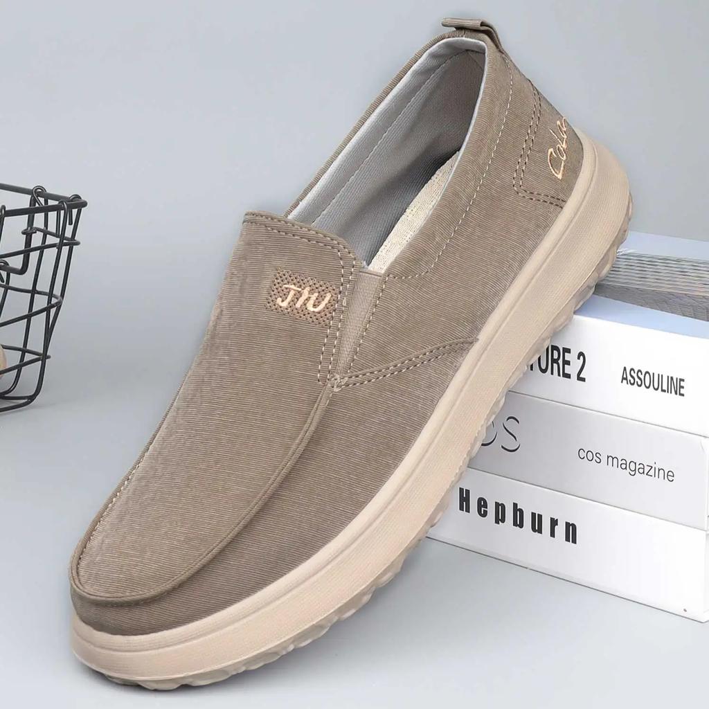Fashion Men's Outdoor Casual Sneakers Slip-on Breathable Mesh Comfort Lightweight and Easy To Wear Walkout Shoes Tenis Masculino Male