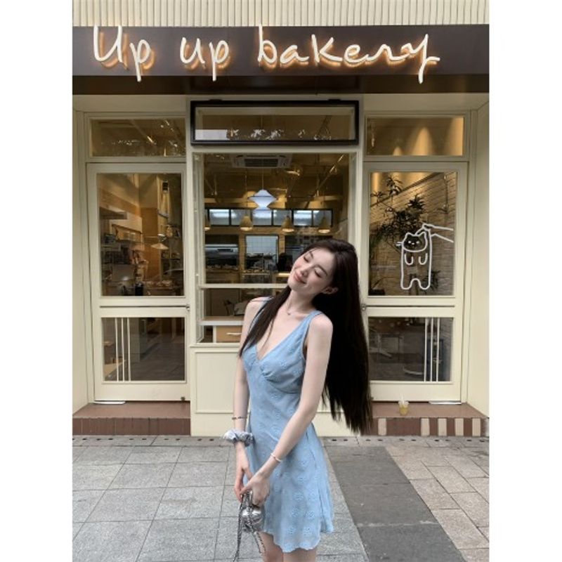 

Kumikumi Синее вышитое платье-сарафан с V-образным вырезом Женское летнее приталенное платье А-силуэта, мини V-Neck Blue Dress L