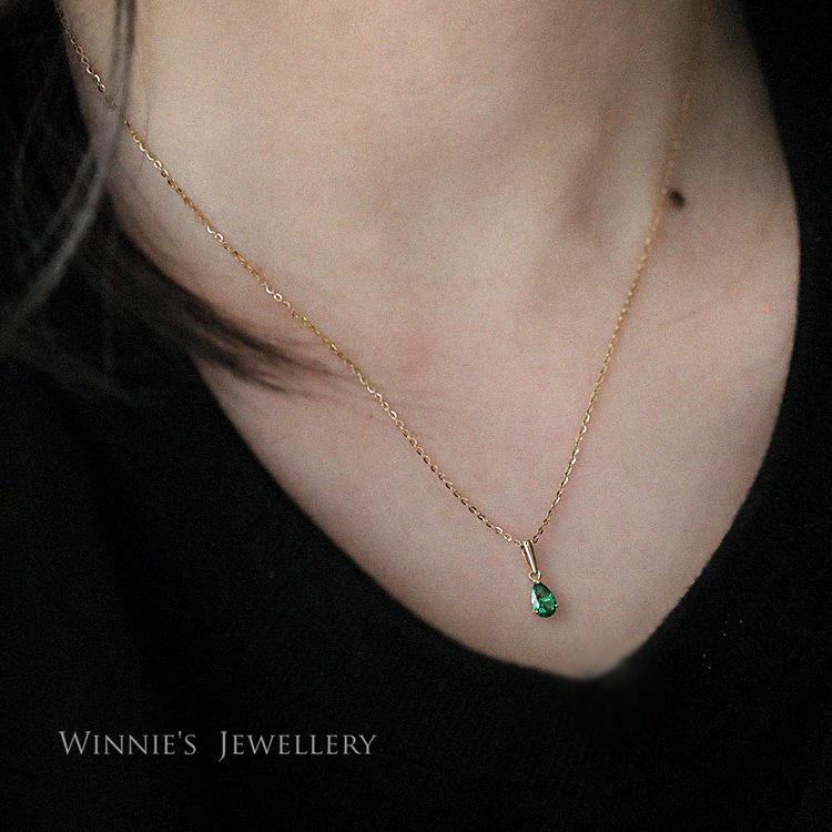 Xin Zhe Mei S925 Gold Plated Sterling Silver Necklace with Emerald Water Drop Pendant for Women 45 cm Adjustable