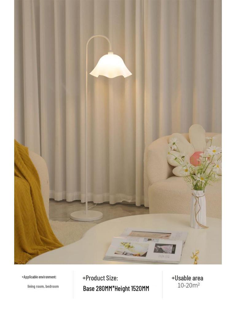 Modern Minimalist Energy-Saving Eye-Friendly Petal Floor Lamp for Living Room, Study, Bedroom, and Hotel Decor