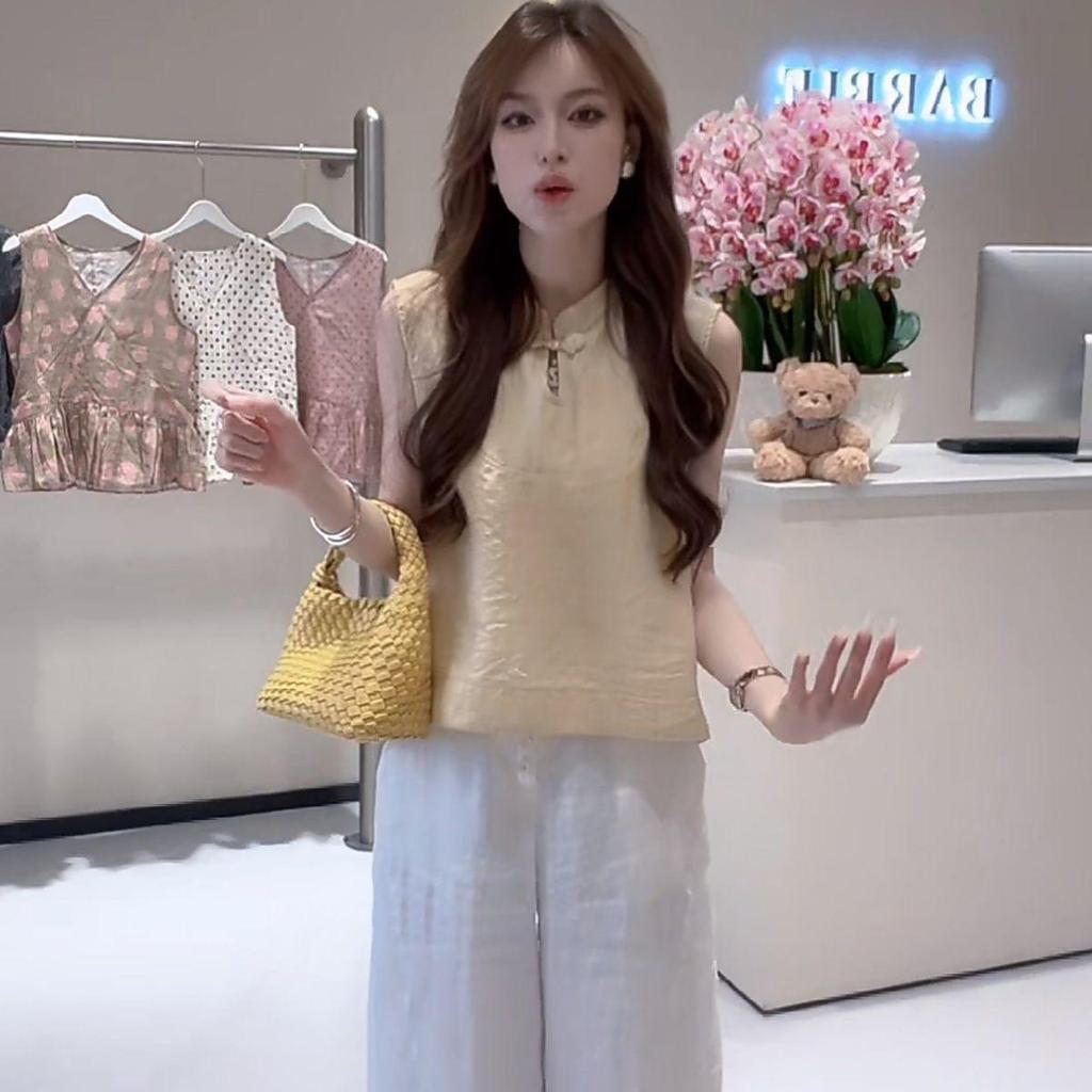 2026 Summer Retro Sleeveless Chinese-Style Slimming Pink Top with Frog Buttons for Women