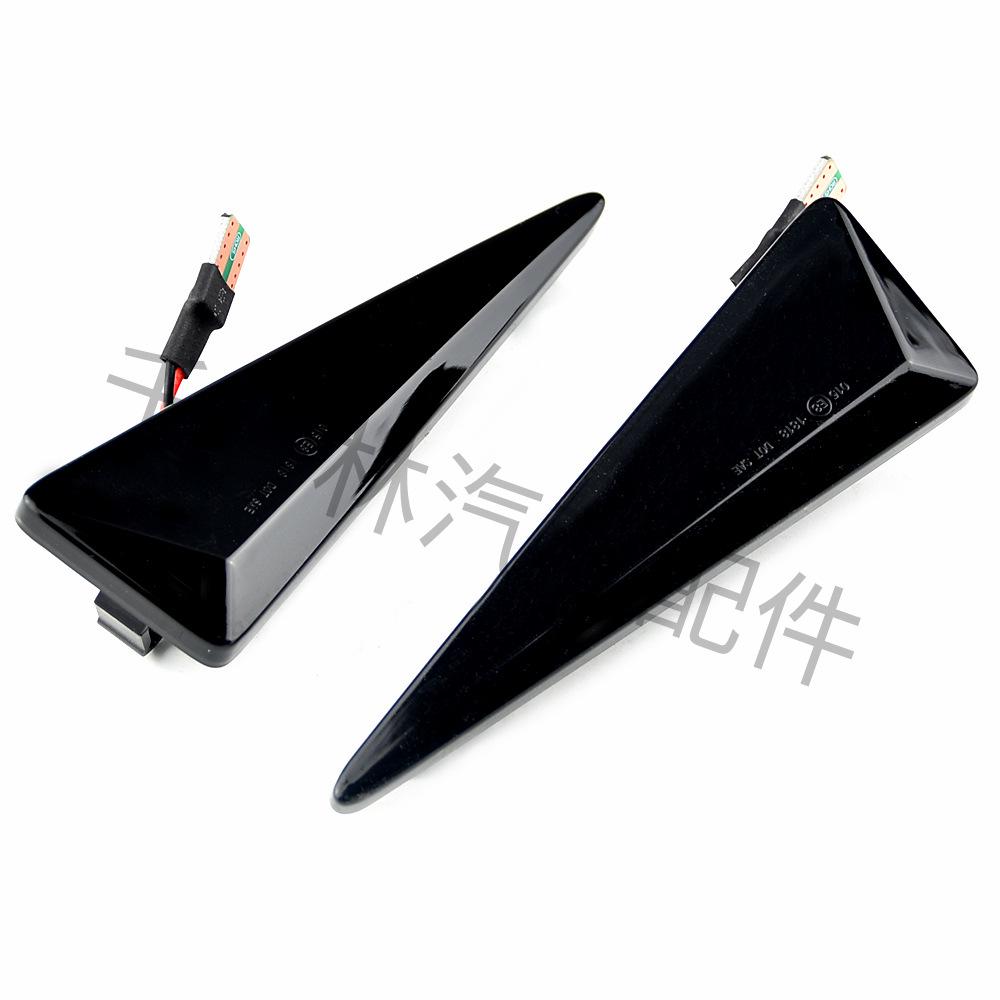 Amber LED Fender Side Lights for Renault Megane Scenic Thalia MK2 & Espace Sequential