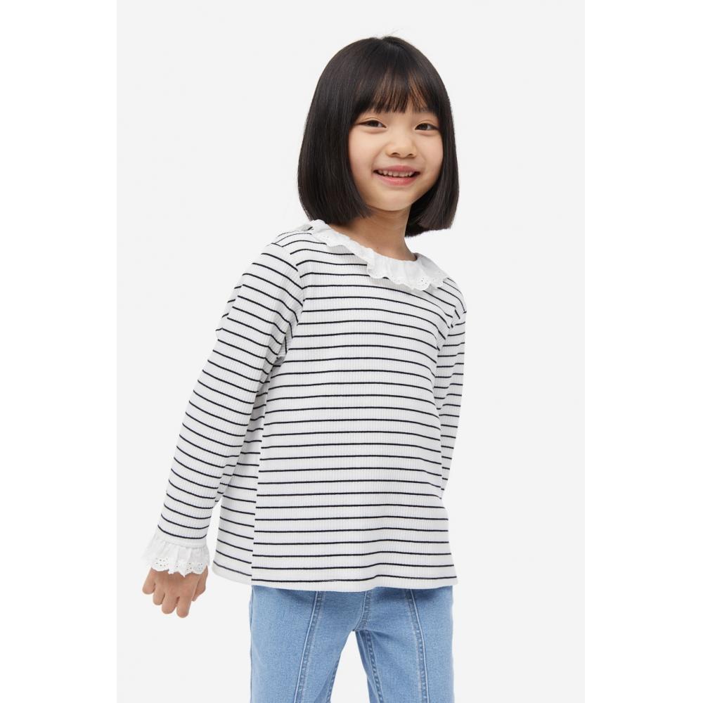 

Топ с оборкой HM в рубчик, белый, в полоску