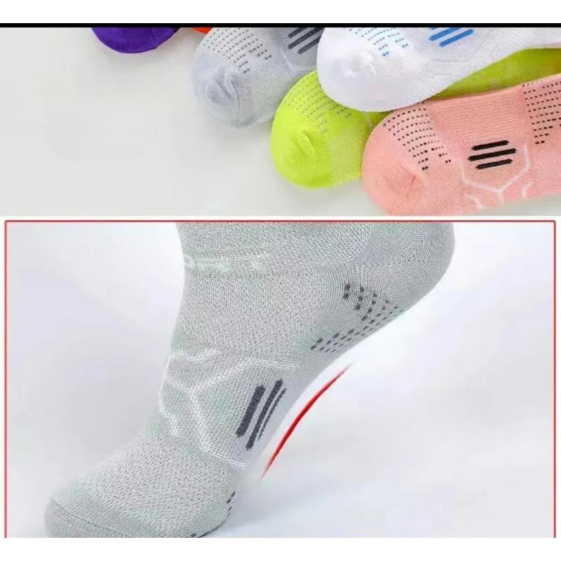 2 Pairs Ankle Women Running and Fitness Socks Moisture-Wicking and Breathable Crew Socks for Outdoor Sports