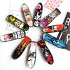 12/24/36 Pcs Mini Skateboard Toys Plastic Creative Fingertip Skateboard for Kid Birthday Party Favors Desktop Game Toys Gift Filler