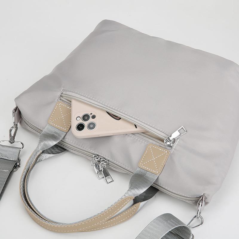 Nylon Crossbody Bag Women's Large Capacity Commuter Handbag Multi-Functional Mother Bag
