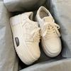 White shoes women's 2025 new sports shoes autumn explosion niche thick sole heightening college style white shoes board shoes