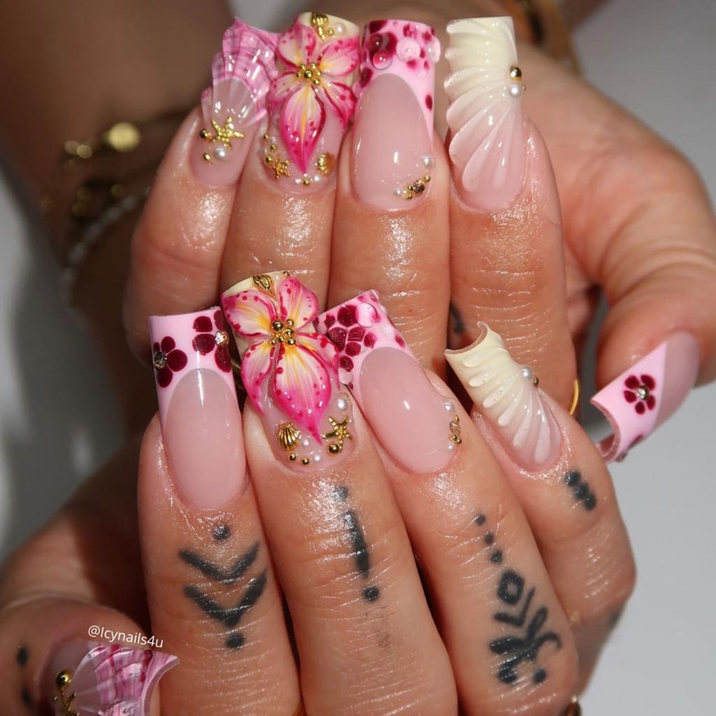 24PCS Glossy Press on Nails with Flower Decor Chip-Proof Smudge-Proof Fake Nails for Hot Girl Dress Matching