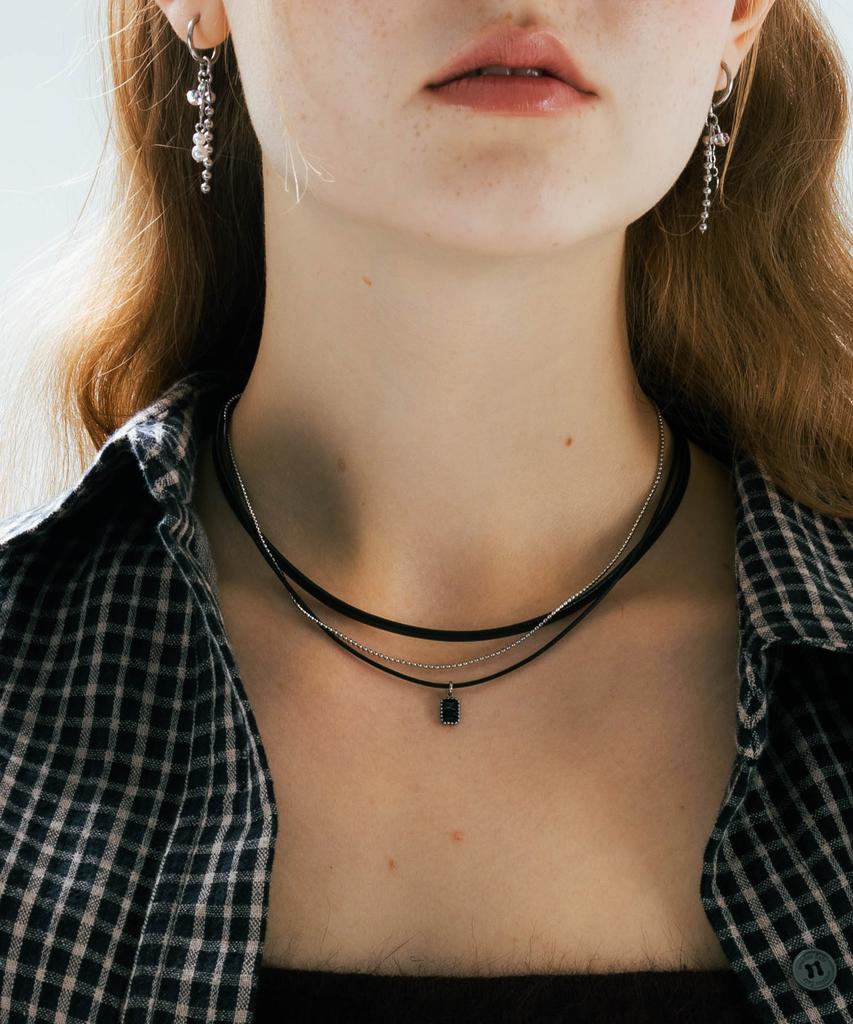 Pearly More Three-Line Leather Choker Necklace_Pm24N016Wt