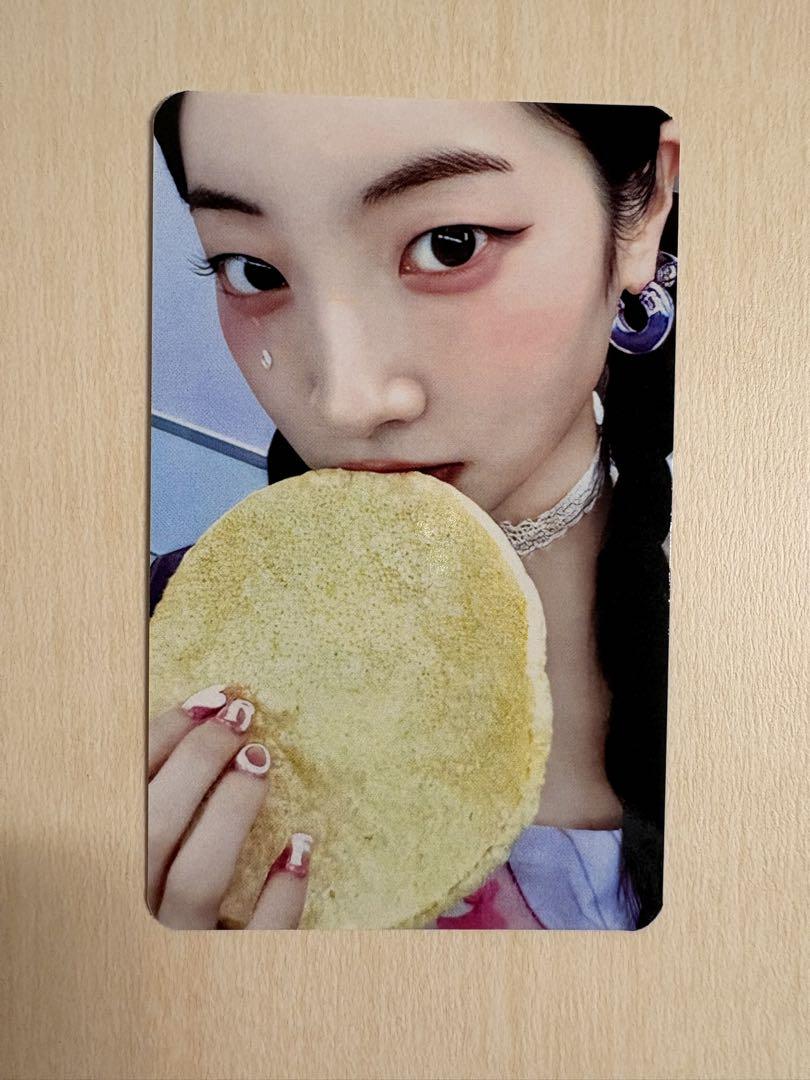 

[USED] Korea TWICE this is for Sanok Dahyun trading card lowest price on our site!