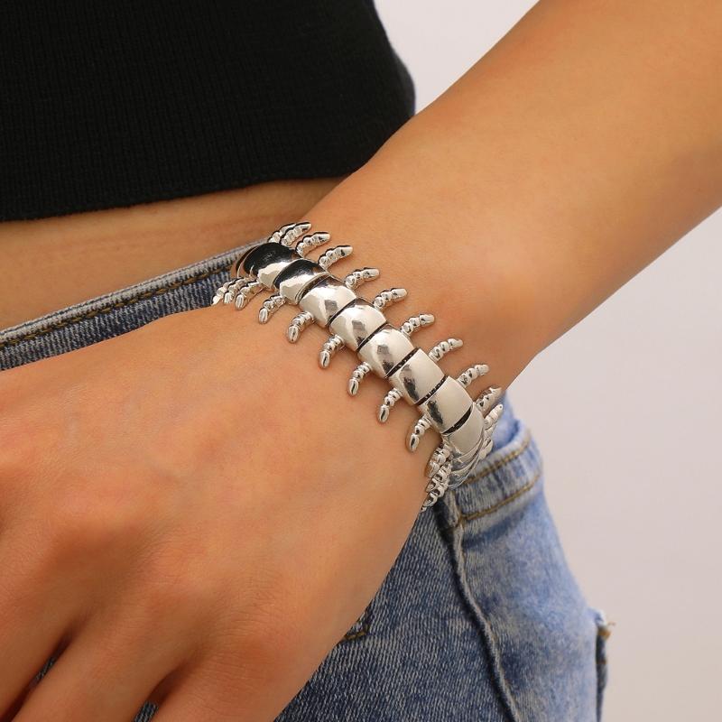 Einzigartiges Gotisches Tausendfüßler-Design Legierungsarmband Leichtes Bequemes Armband Für Alltagsoutfits Und Partys