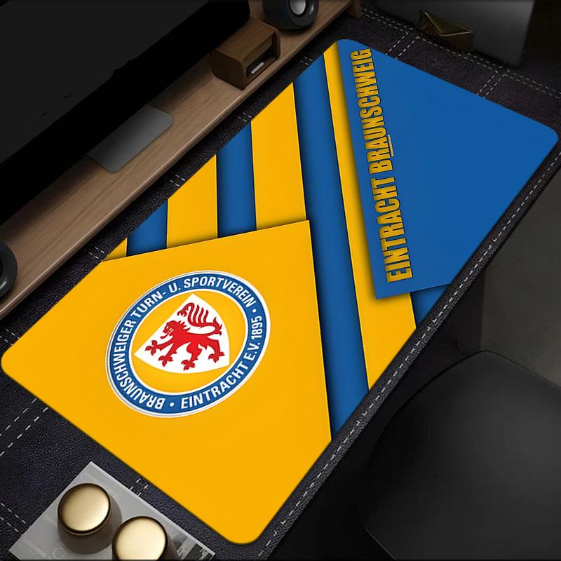 Braunschweig Fc Crest Design Mouse Pad, Rubber Base, Mouse Pad for Gamers and Office Use, Gaming Desk , Easy To Clean Mat Christmas Fan Gifts