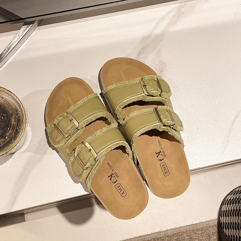 Casual outerwear soft-soled Boken slippers 2025 summer new double-breasted one-word slippers women's retro versatile beach shoes