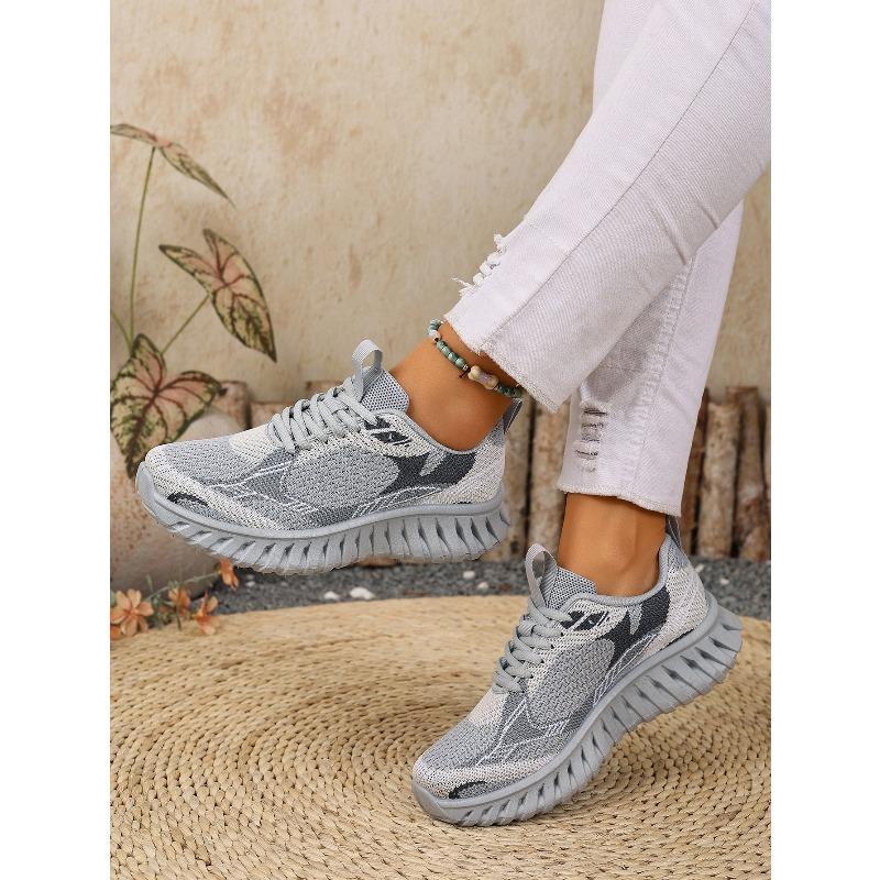 Women's Spring Fall Fashion Thick Sole Soft Sole Comfortable Casual Athletic Shoes.