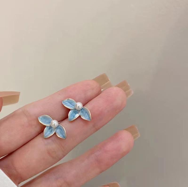 S925 Silbernadel Liebesstecker - 2023 Trendig, Elegant, Schlicht Damen High-End Ohrschmuck