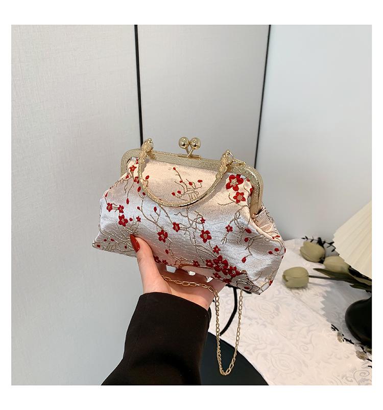 

Летняя сумка-цепочка в китайском стиле «Ракушка» 2024: Модная сумка кроссбоди и на плечо для женщин красный