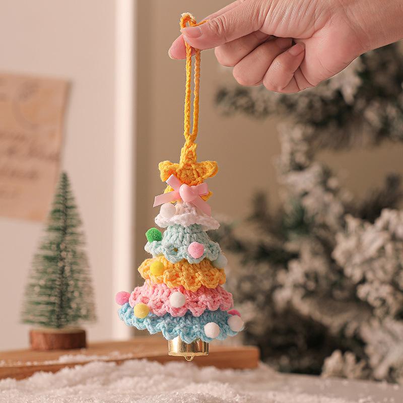 1pc Christmas tree car pendant Christmas tree wool hand-crocheted gift creative pendant suitable for friends, family and couples gifts