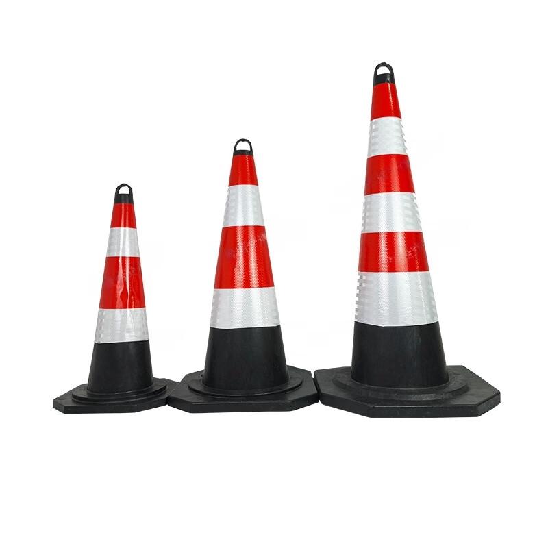 Lixian 70cm Plastic Traffic Cone