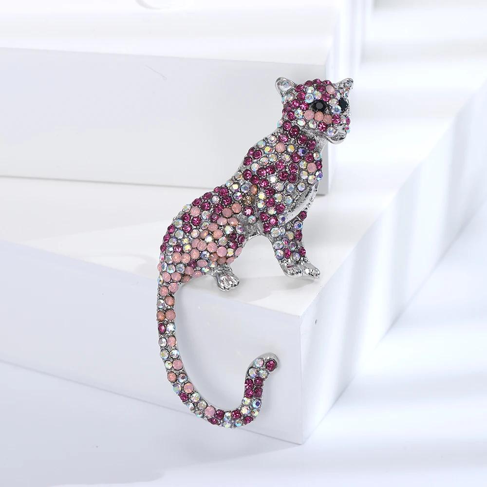 Vintage Rhinestone Cheetah Brooches for Women Unisex Animal Pins Event Party Funny Gifts Backpack Decoration Clothes Accessories