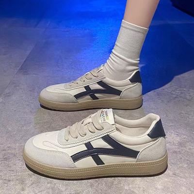 Chaussures blanches à semelle souple de style collège, mode polyvalente, chaussures de skate printemps 2025, nouvelles chaussures de sport décontractées à semelle plate pour femmes