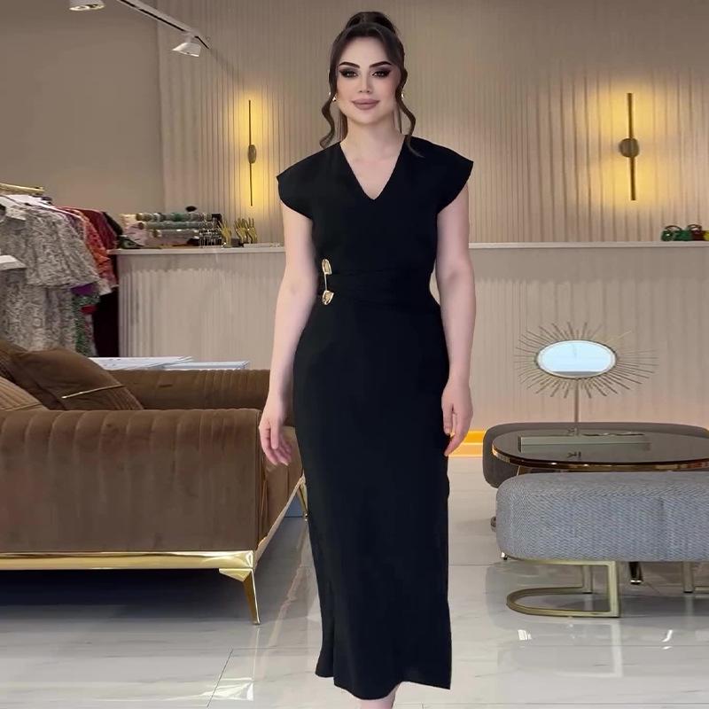 2024 Summer Solid Color V-neck Sleeveless Elegant Slimming Long Dress