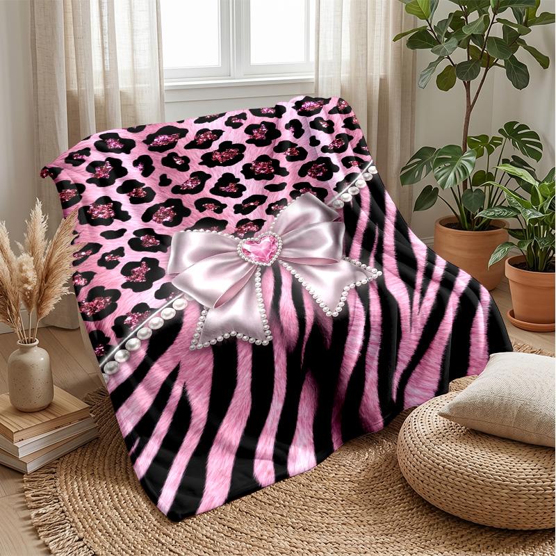 Pink Animal Print Bow Theme Blanket Lightweight Warm Flannel Blanket Decorative Throw Blanket for Home Decoration