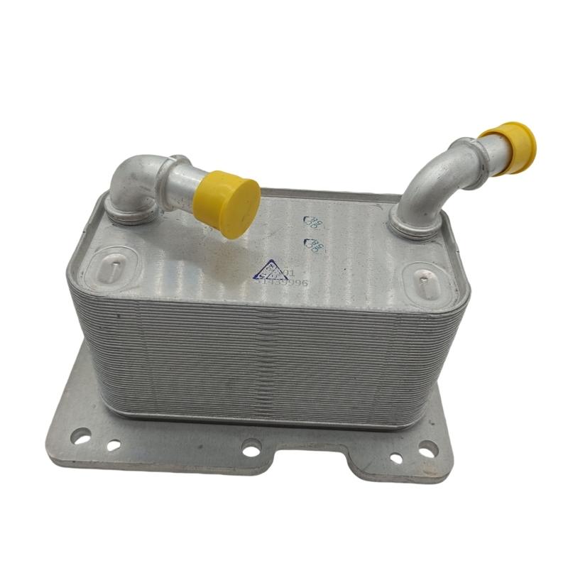 31439996 Automatic Engine Oil Cooler Radiator Spare Parts for Volvo S90 V90