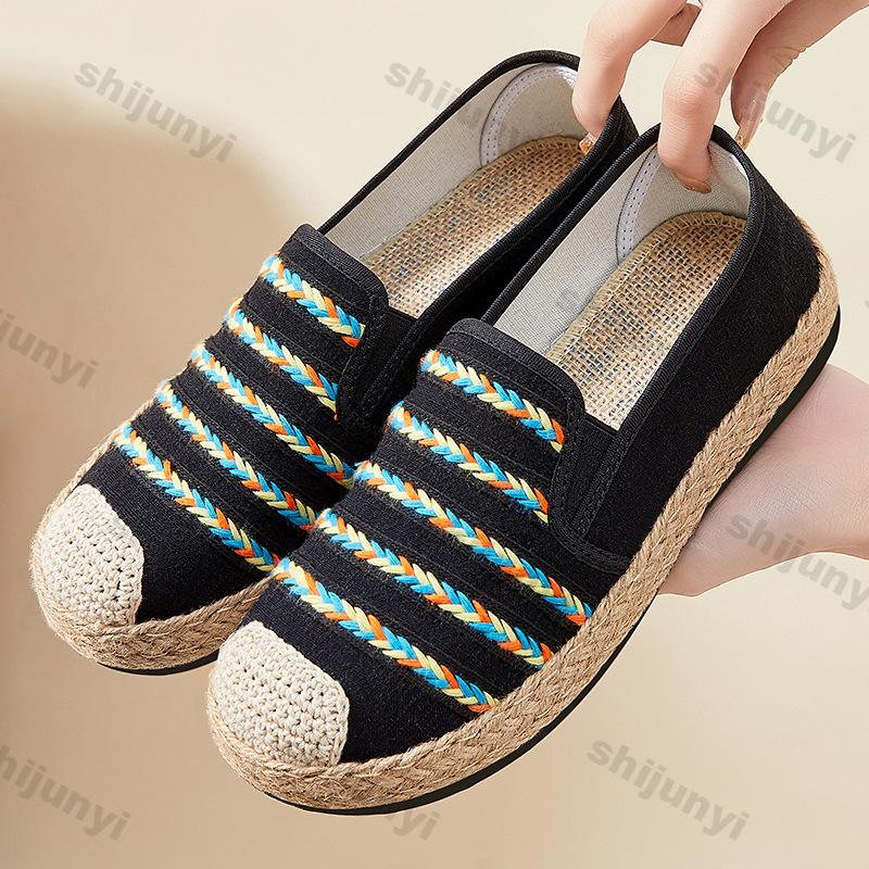 Fashion Women's Casual Shoes 2025 Summer New Fashion Slip on Lightweight Comfortable Flats Weave Breathable Soft Sole Vulcanized Shoes