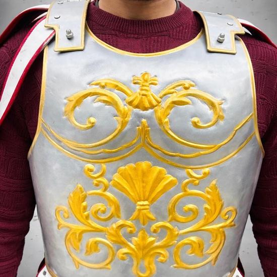 Roman Legionary Cuirass Armor with Gold Embossed Design Gladiator Chest Armor Costume