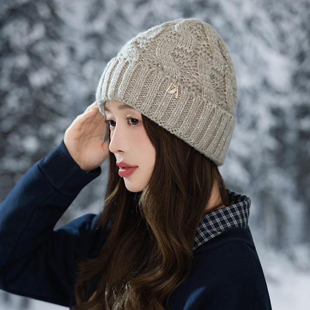 Pălărie de Toamnă și Iarnă pentru Femei, Căciulă Tricotată Monocromă, Protecție pentru Urechi, Acoperire Călduroasă, Pălărie de Lână