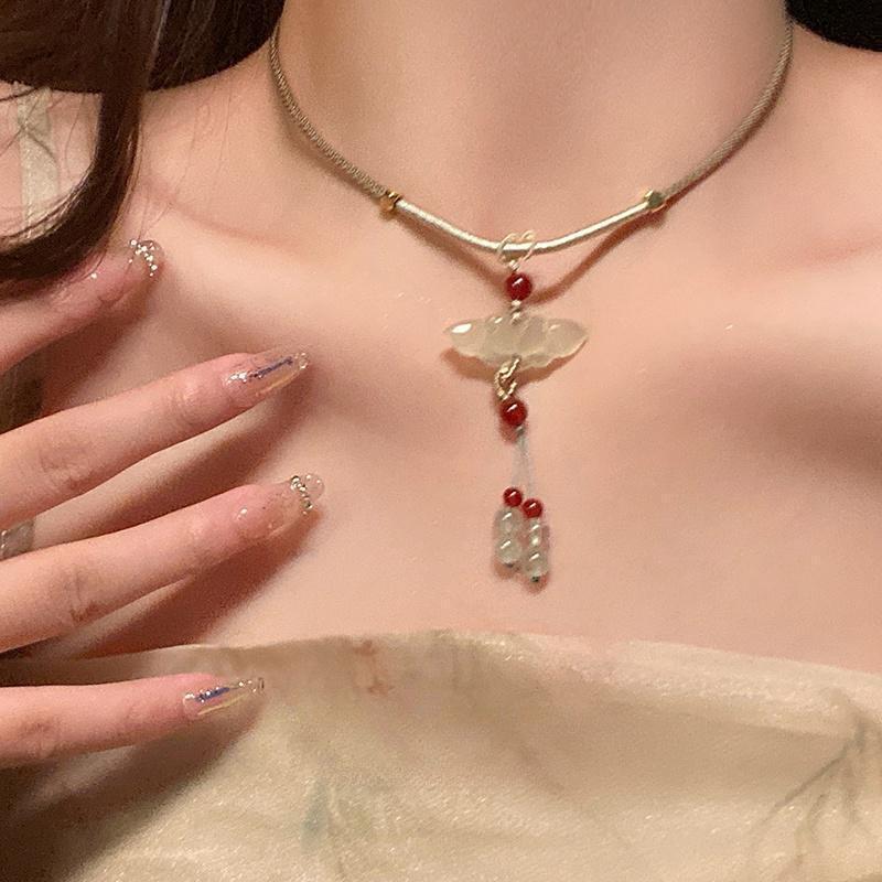 Lotus jade pendant braided rope necklace women's new Chinese ancient cheongsam decoration national style Hanfu horse dress with accessories