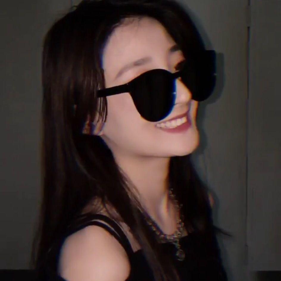 Sunglasses, Sunglasses, Sunshades Of The Same Style, Fashionable And Thin, Uv-Proof Glasses For Dancing And Taking Pictures