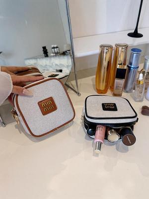 Vintage Canvas & Metal Label Makeup and Toiletry Clutch Bag (2025)