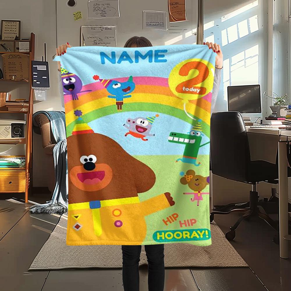 1PC Hey Duggee Patterned Flannel Blanket Suitable For All Seasons for Home Decor Warmth and Comfort Gifts Holiday Present