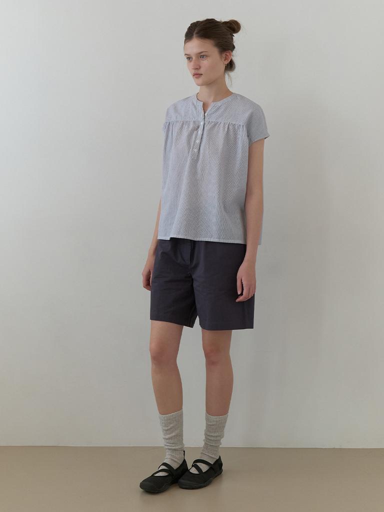 Deomiteun Snore Bermuda Shorts (Vintage Navy)