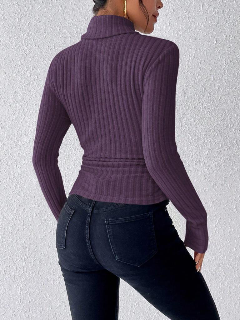 Disponibile: T-shirt a coste a maniche lunghe con scollo a V e collo alto Autunno/Inverno 2025